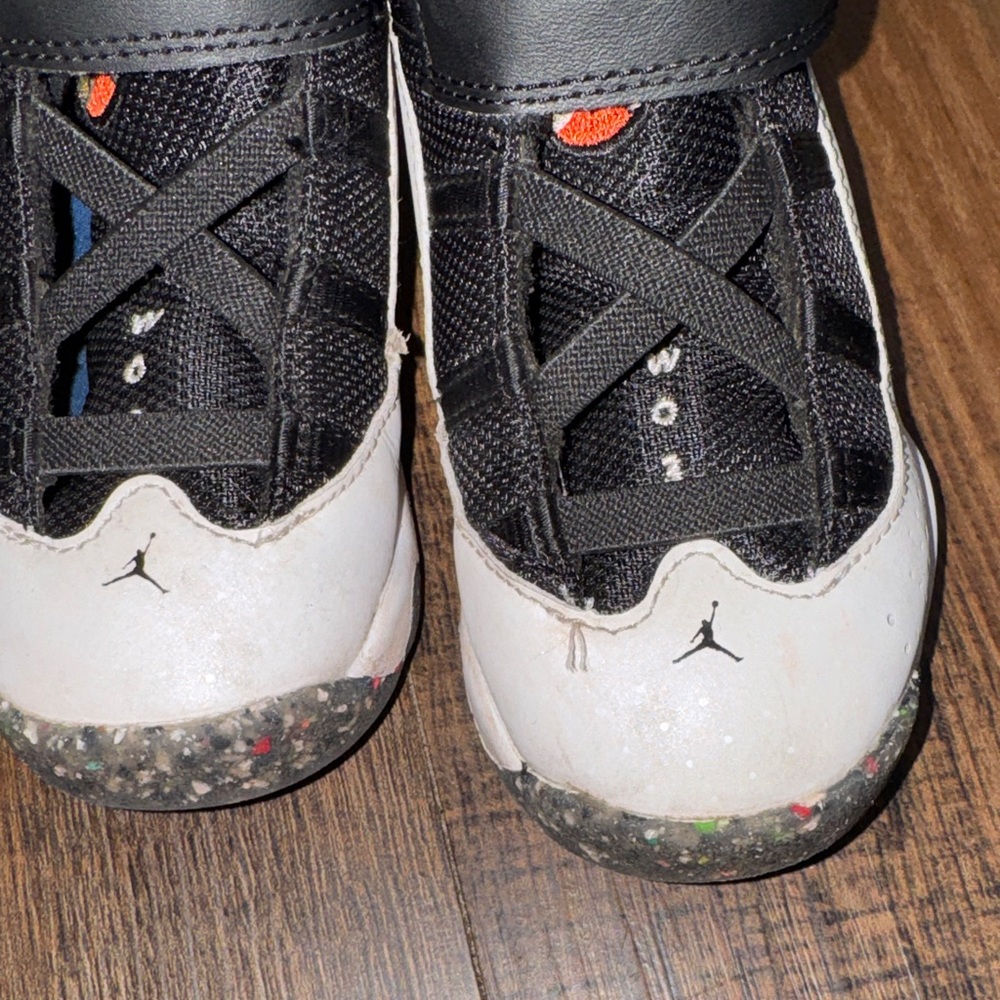 Jordan 6 rings  Kids Black and White Sneakers with Speckled Sole - Picture 7 of 16